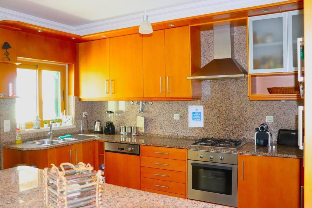 Sea Breeze House Ericeira - Ribeira Dilhas Beach 外观 照片