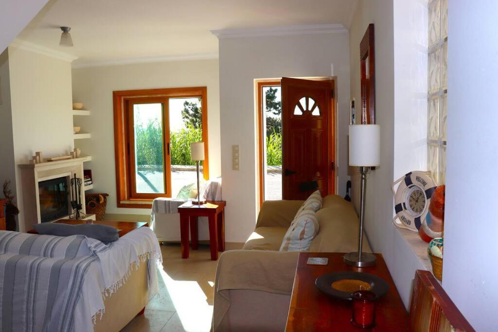 Sea Breeze House Ericeira - Ribeira Dilhas Beach 外观 照片